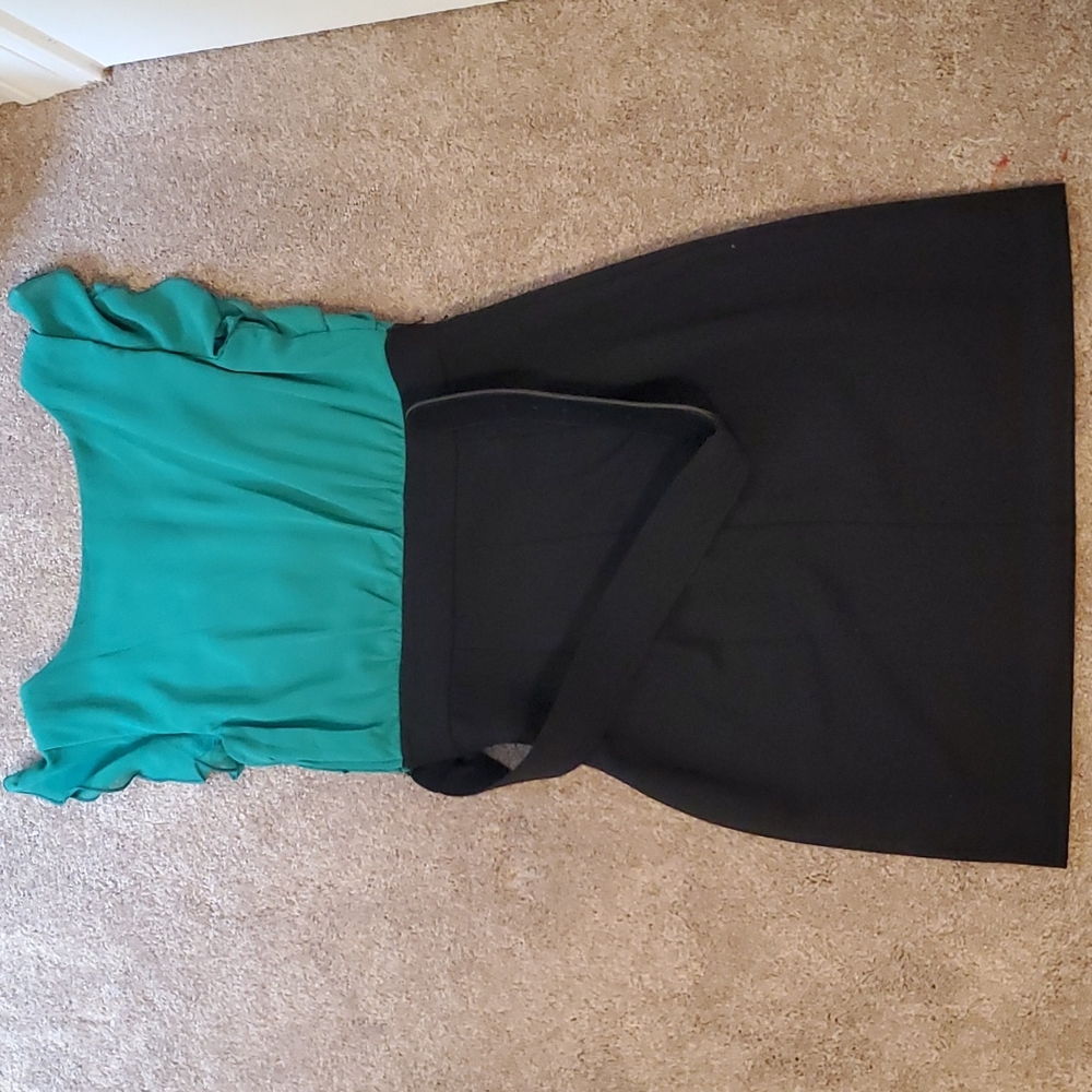 Dress - Picture 4 of 4